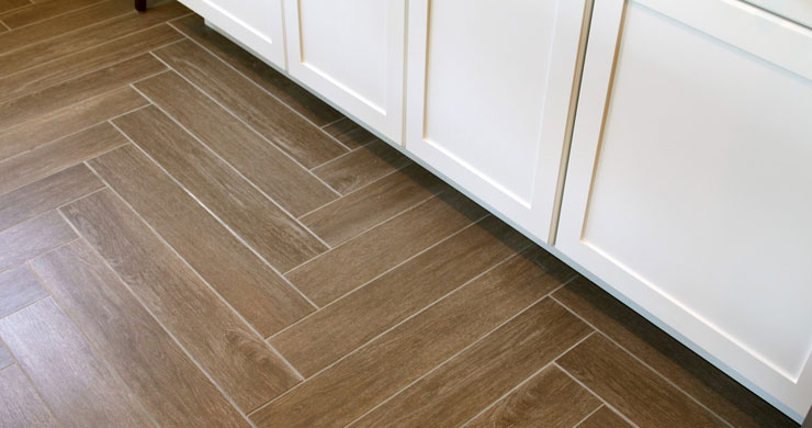 Tile That Looks Like Wood Vs Hardwood Flooring Home Remodeling