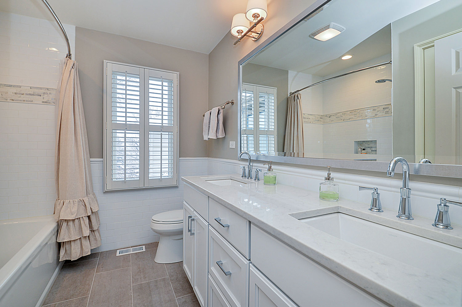 Carl & Susan's Hall Bathroom Remodel Pictures | Home  