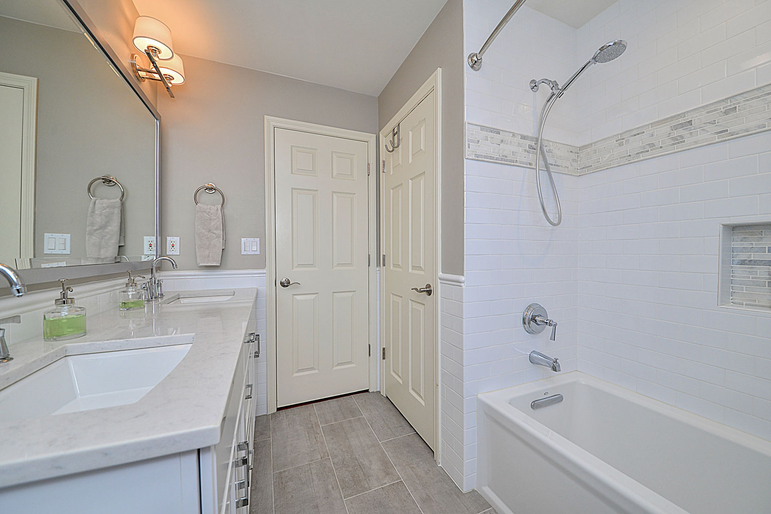 Carl & Susan's Hall Bathroom Remodel Pictures | Home ...