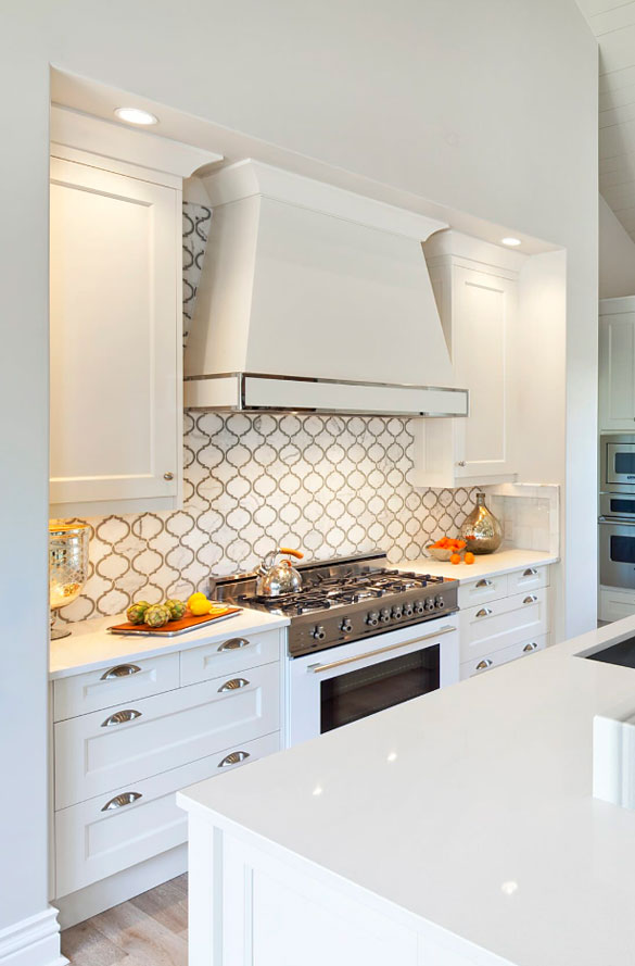 White Backsplash Tile Ideas