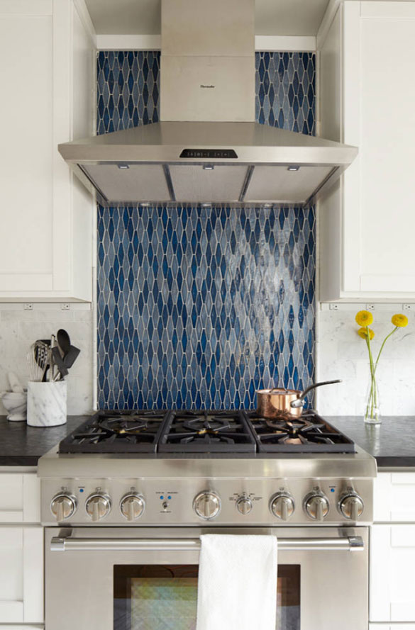 83 Exciting Kitchen Backsplash Trends | Luxury Home Remodeling ...