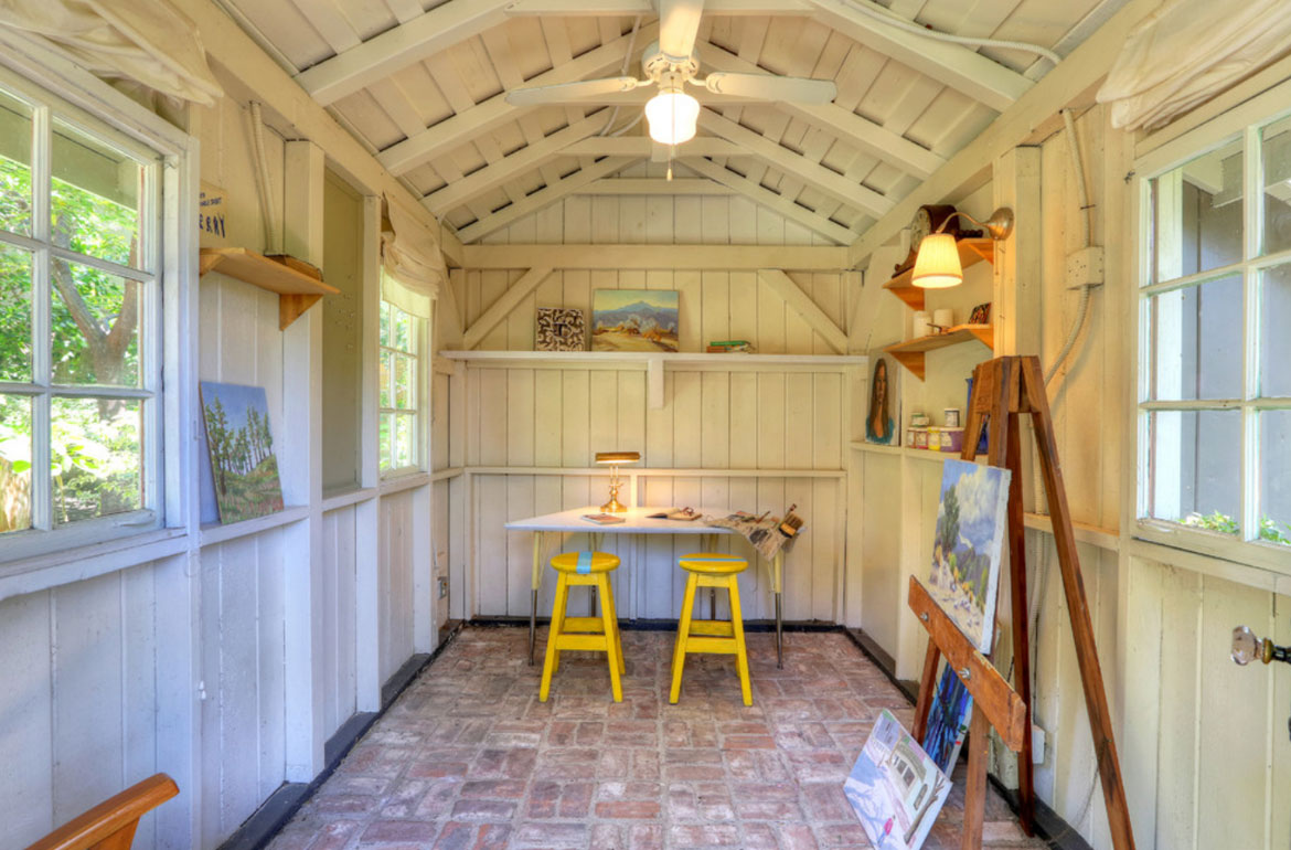 43 She Shed &amp; Woman Cave Ideas: The Ladies Answer to the 
