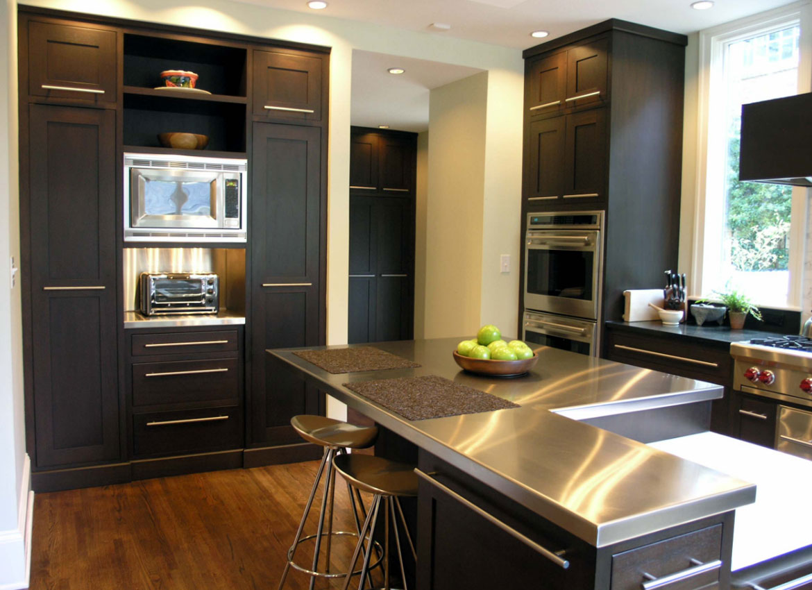 30 Classy Projects With Dark Kitchen Cabinets | Luxury ...