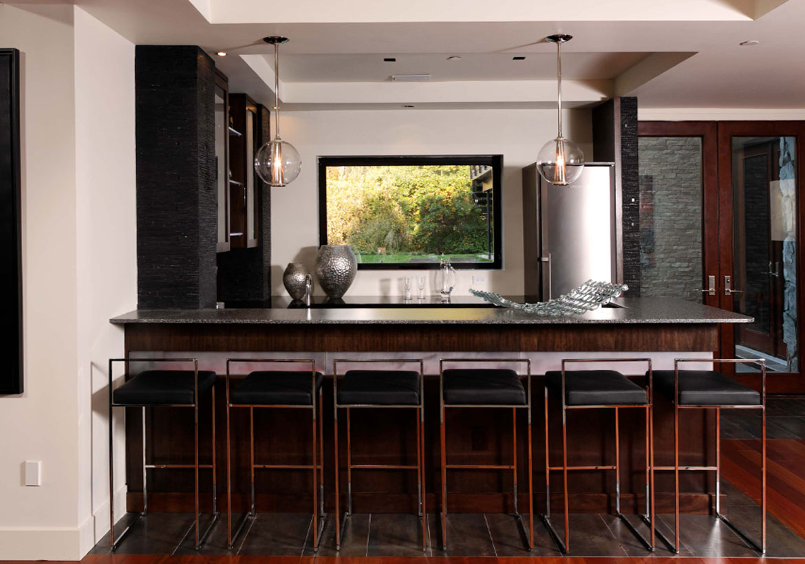 Top Trends In Basement Wet Bar Design