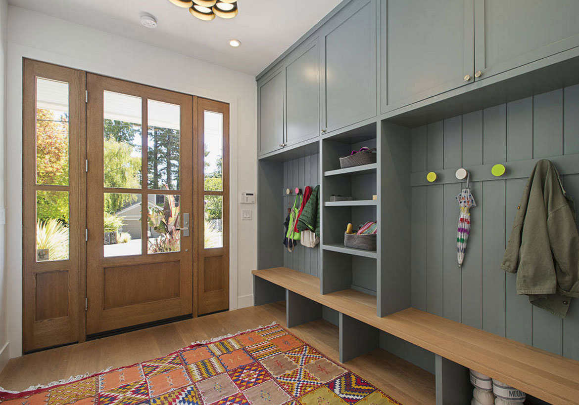 farmhouse mudroom