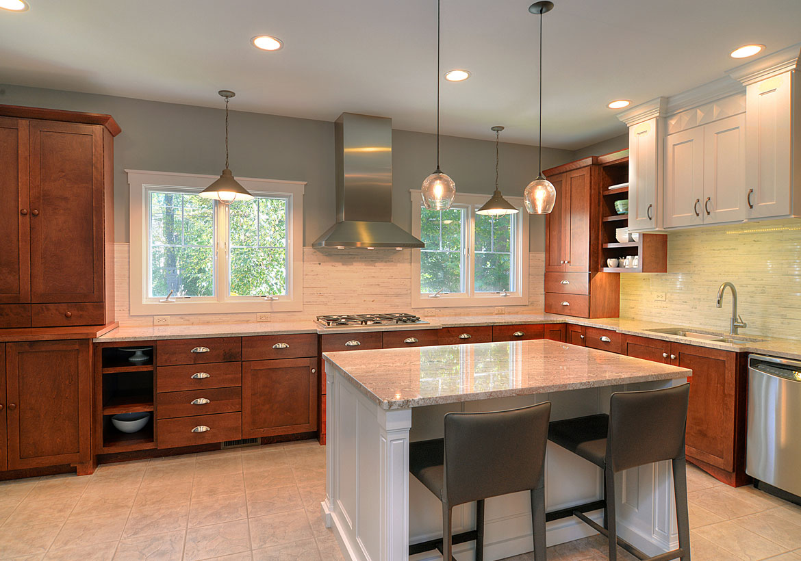 Choosing-the-Perfect-Metal-Range-Hoods-or-Wood-Range-Hoods-13_Sebring-Services Choosing the Perfect Metal Range Hoods or Wood Range Hoods