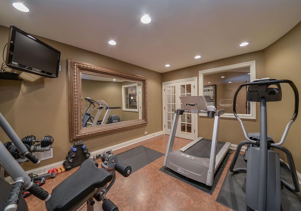 New Gym Room In House for Modern Garage