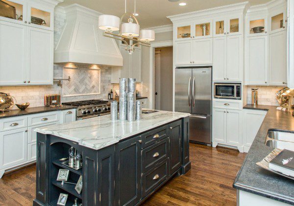 23 Desirable Kitchen Island Decor Ideas & Color Schemes | Sebring ...