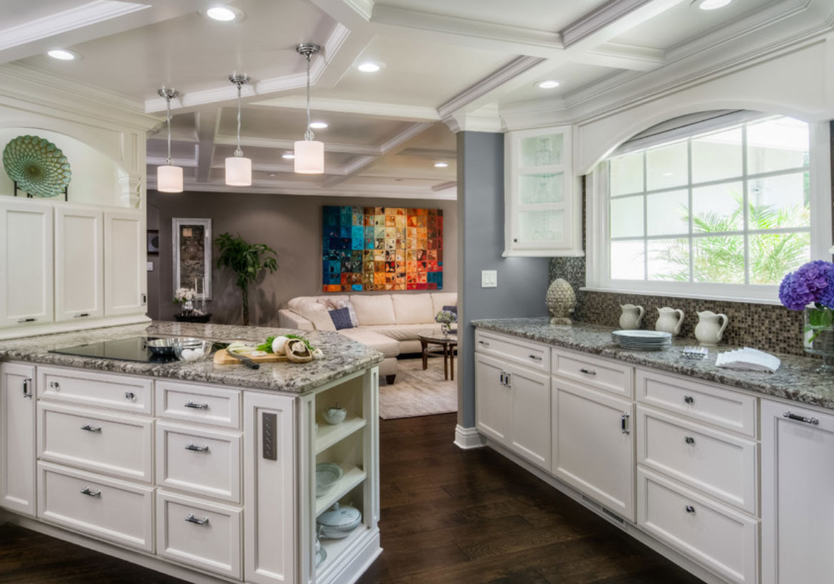 18 Fresh White Kitchen Cabinets Ideas to Brighten Your Space ...