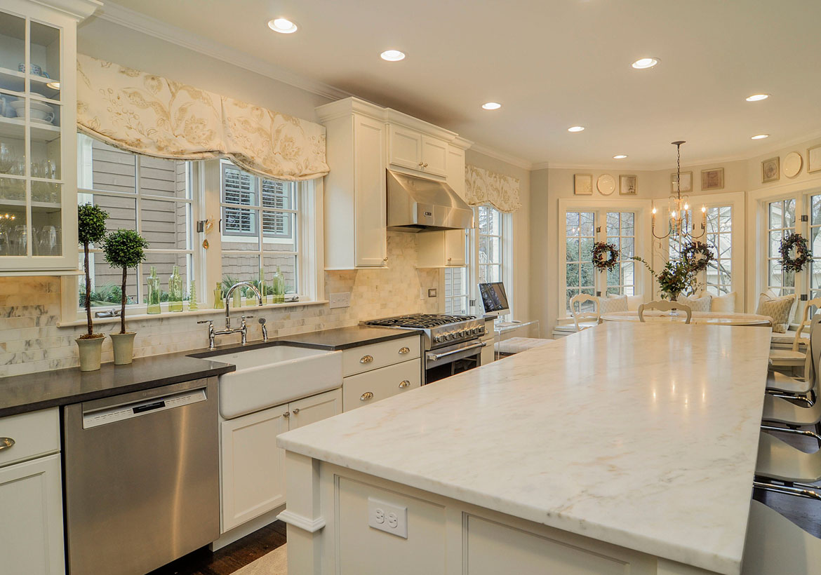 35 Fresh White Kitchen Cabinets Ideas to Brighten Your Space | Home