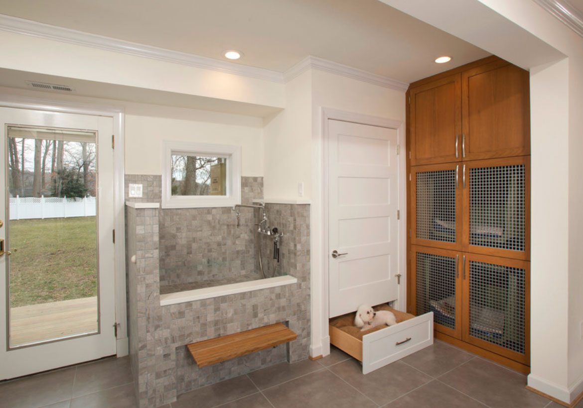 Dog Shower Stall In Mudroom - Pet's Gallery