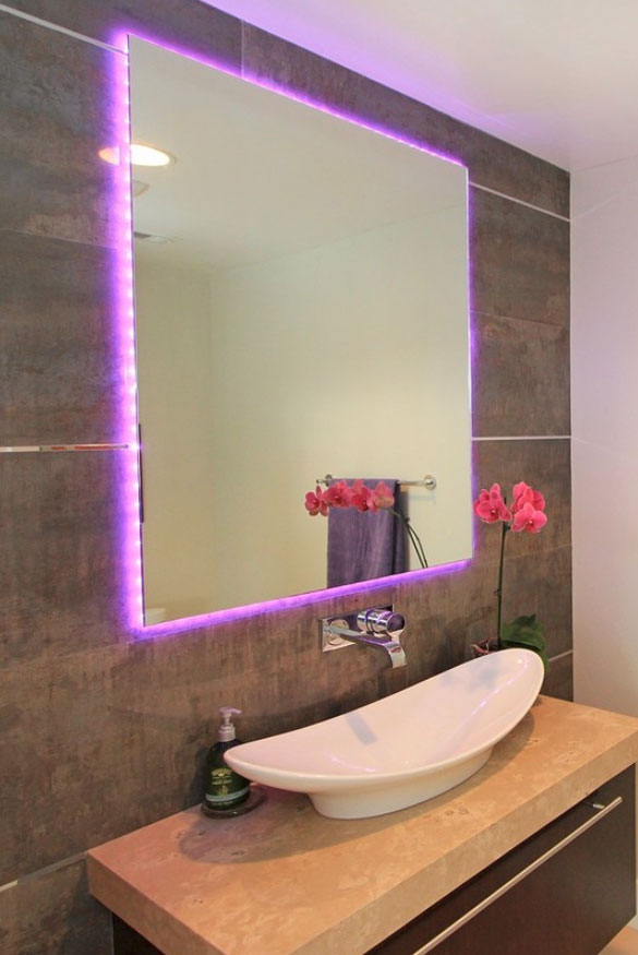 Featured image of post Mirror With Led Lights Around : India&#039;s largest manufacturer of led mirrors.