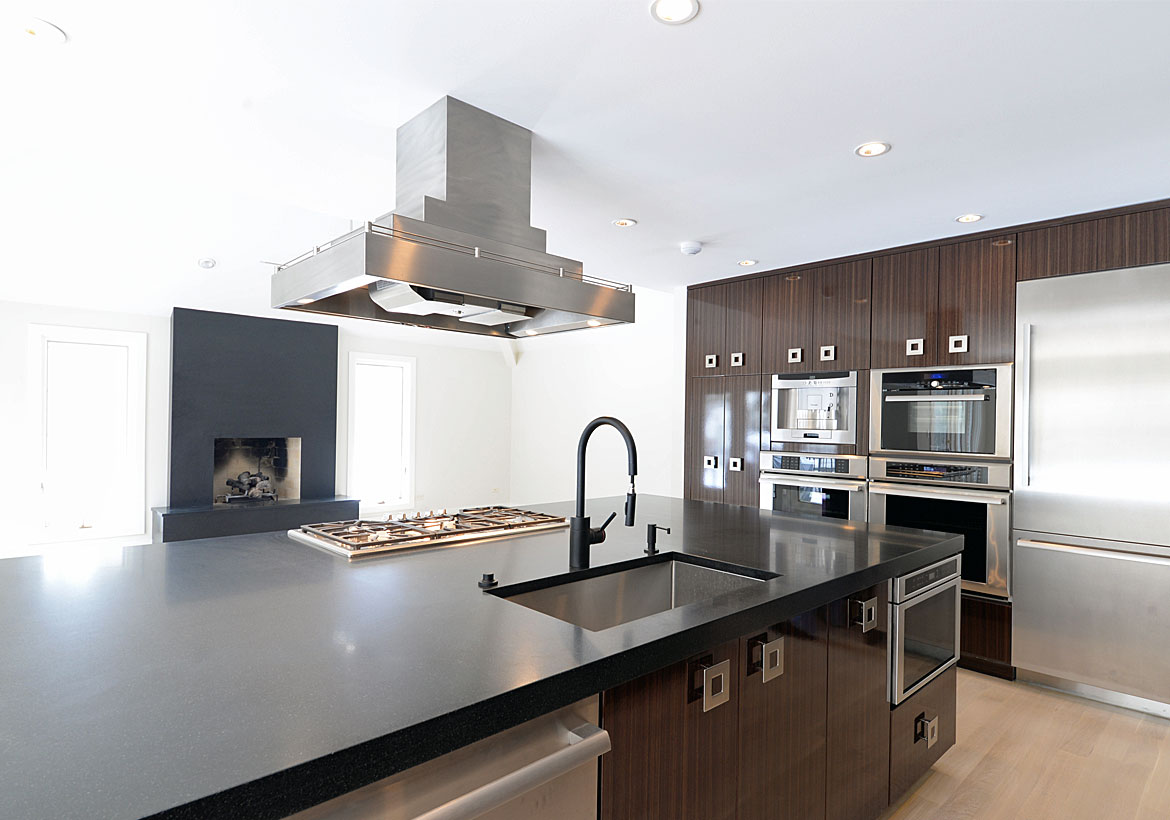 9 Top Trends For Kitchen Countertop Design In 2021 Luxury Home Remodeling Sebring Design Build