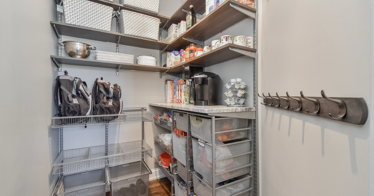 stellar-ways-to-organize-your-kitchen-cabinets-drawers-pantry-sebring-design-build