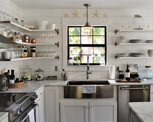 rustic beach house kitchen