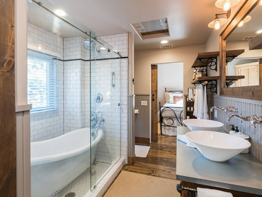 Modern Farmhouse Bathroom Ideas