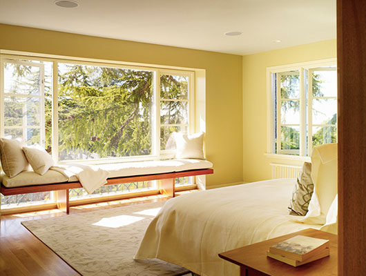 pale yellow bedroom decorating ideas