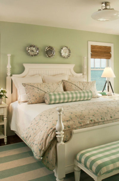 how to decorate a light green bedroom