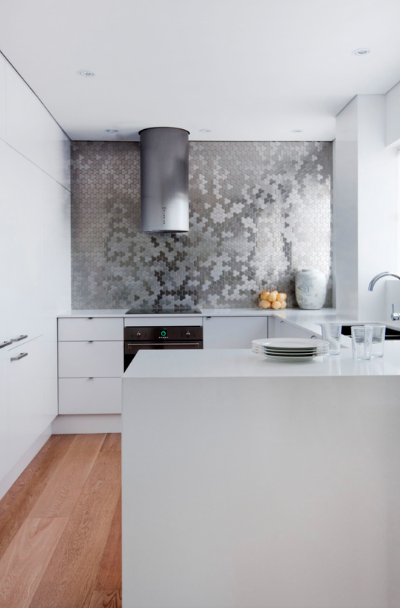Metallic Tile Design Ideas For Your Kitchen & Bath