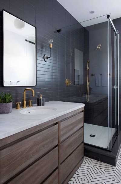 23 Black Tile Design Ideas For Your, Can You Use Dark Tiles In A Small Bathroom