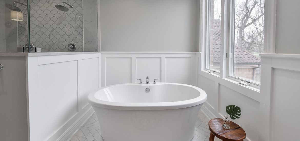 Best Standard Kohler Bathtubs & Dimensions