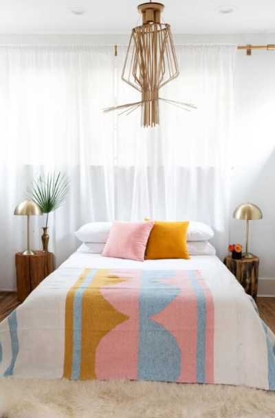 feminine-bedroom-design-ideas-women