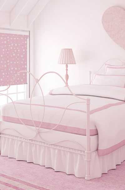 pink-bedroom-walls-decor-ideas