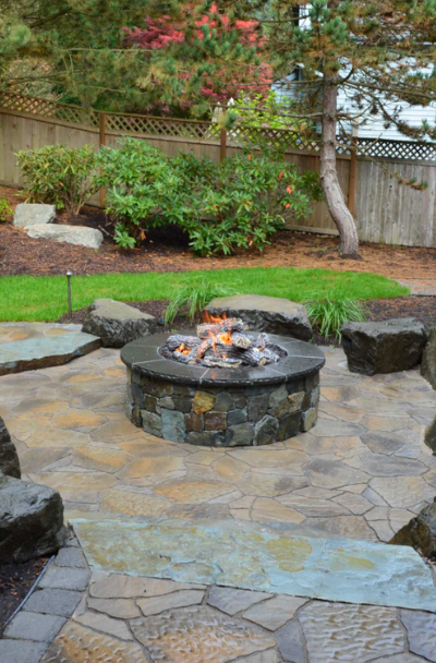 39 Backyard Fire Pit Ideas Design, Stone Patio Ideas With Fire Pit