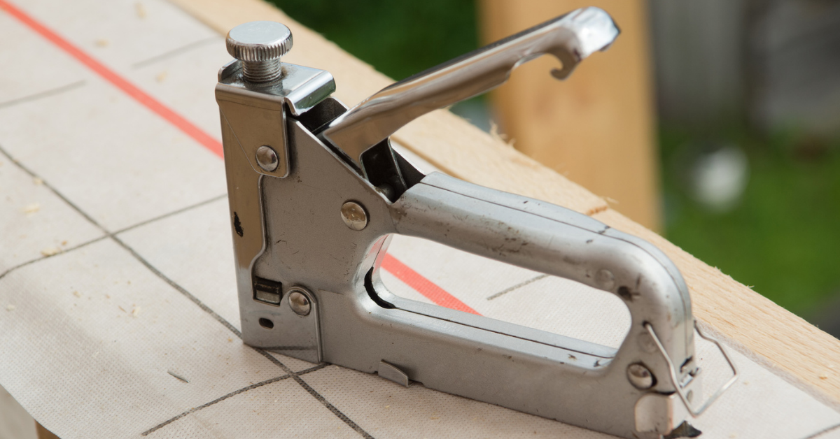 best-staple-guns-review-sebring-design-build