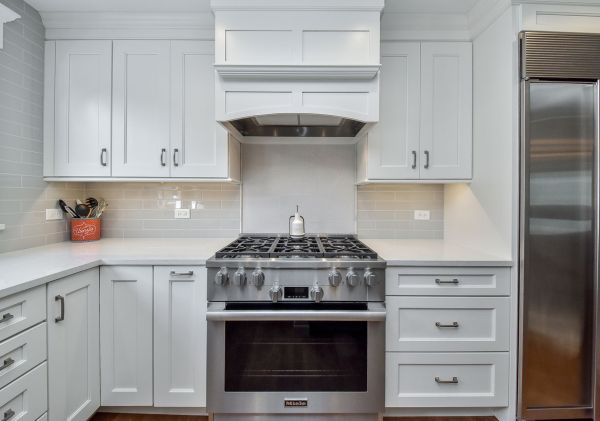 Choosing the Perfect Metal Range Hoods or Wood Range Hoods | Sebring ...