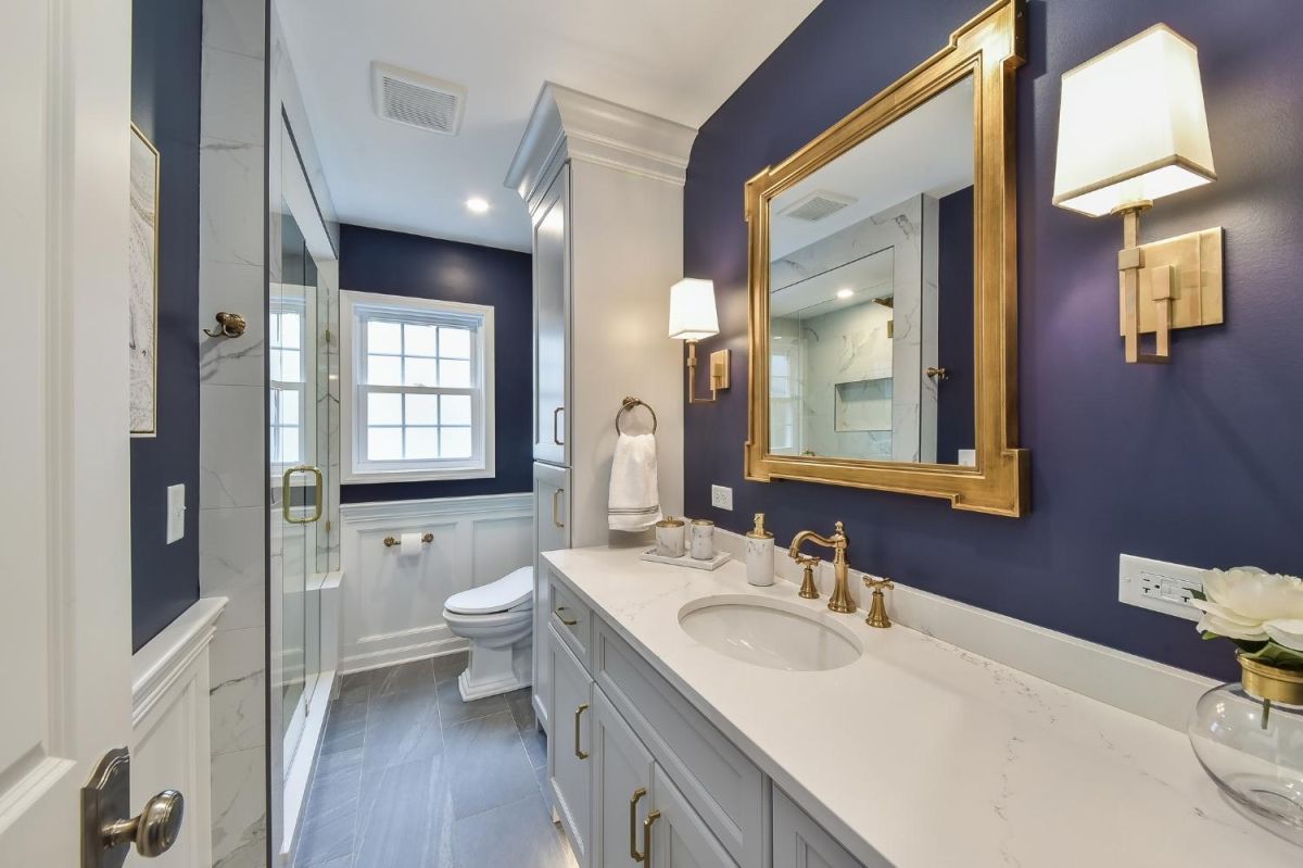 Ryan & Michelle's Hall Bathroom Remodel Pictures | Sebring Design Build