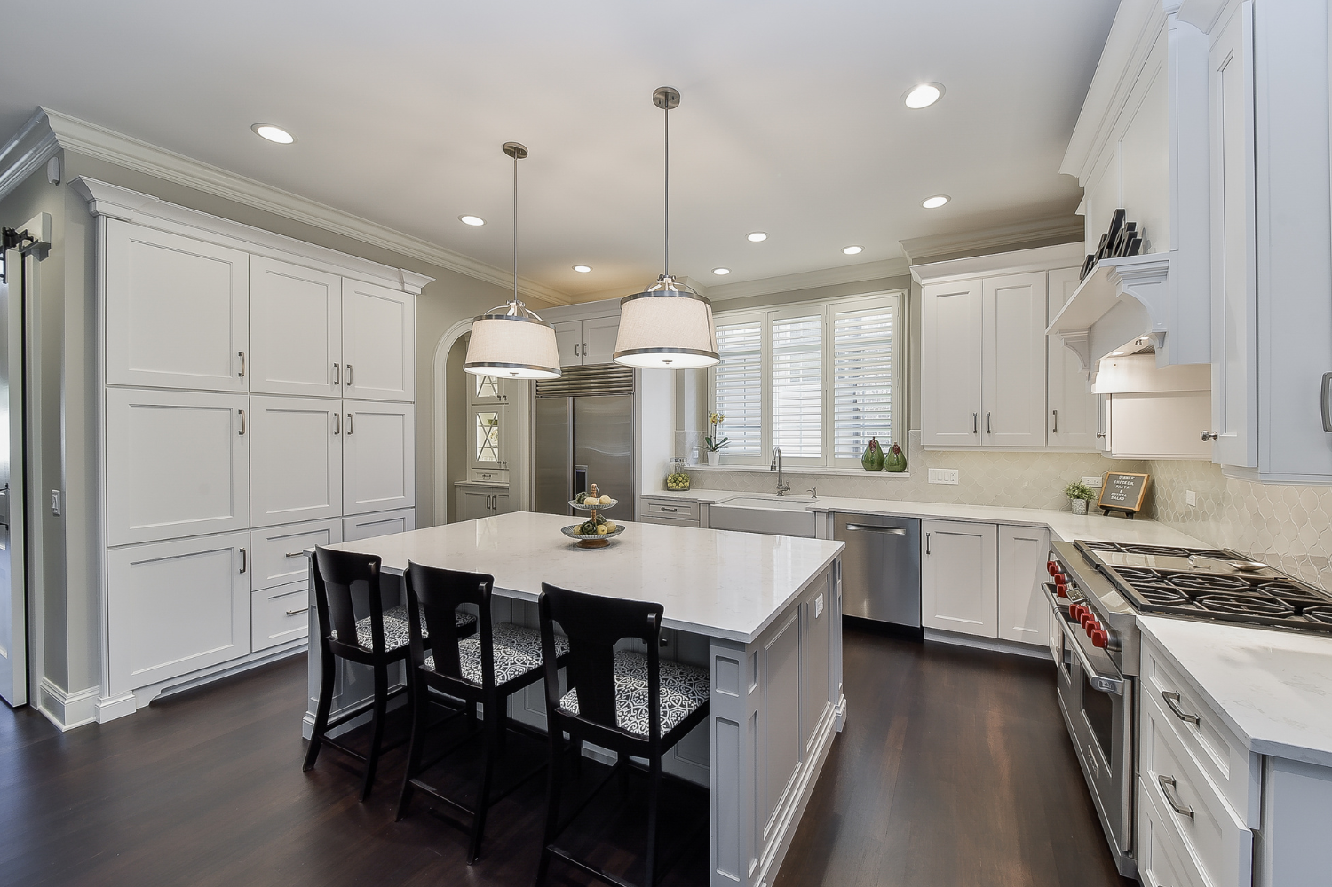 Modern Vs Traditional Kitchen