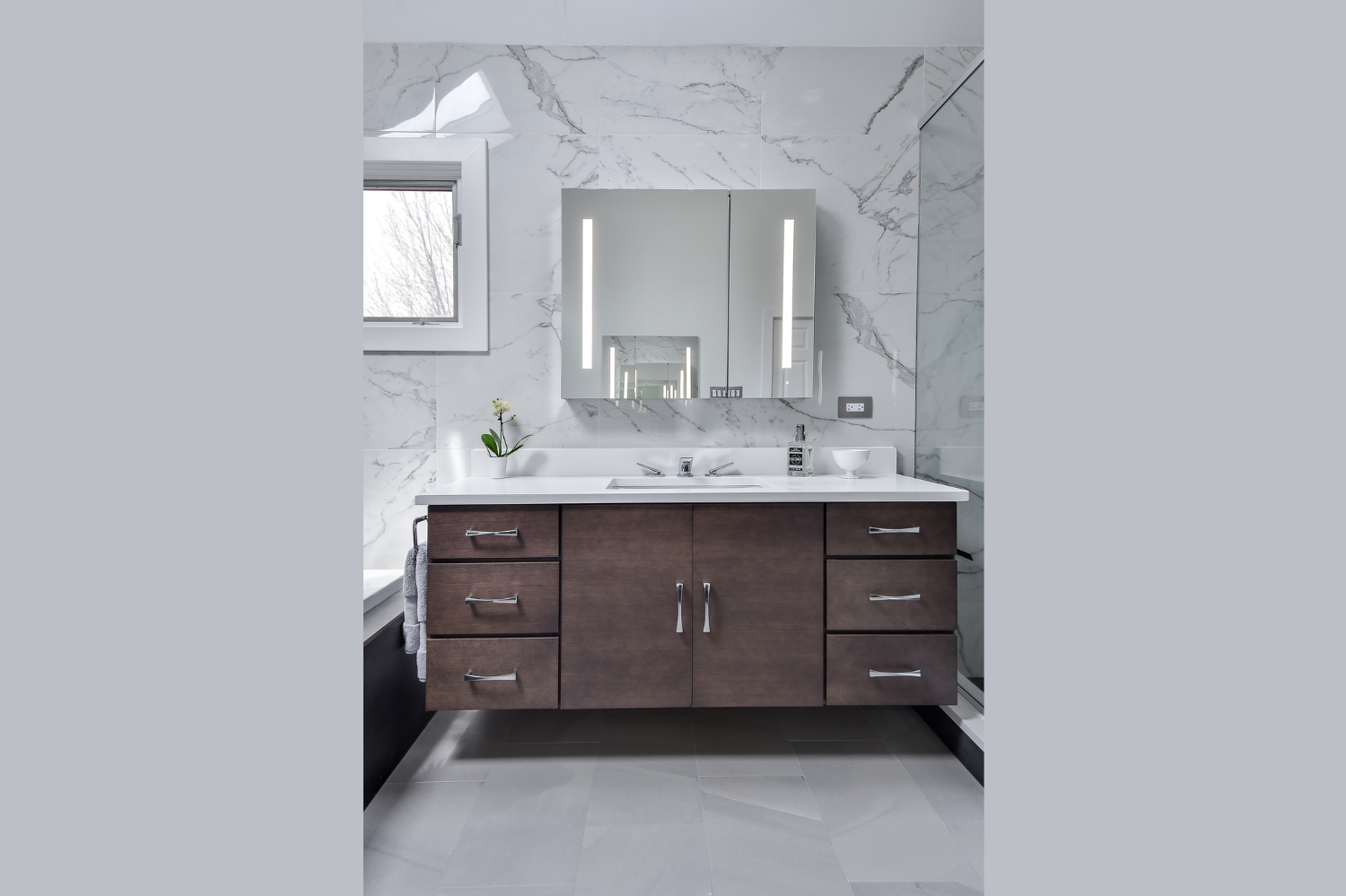 Space-Saving Ideas for Small Bathroom Remodels