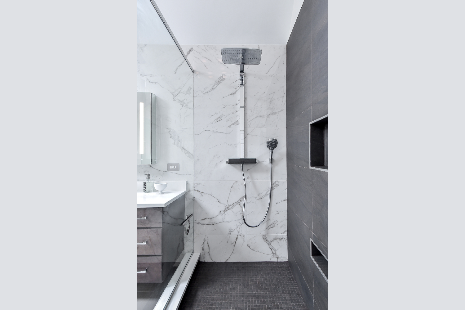 Space-Saving Ideas for Small Bathroom Remodels