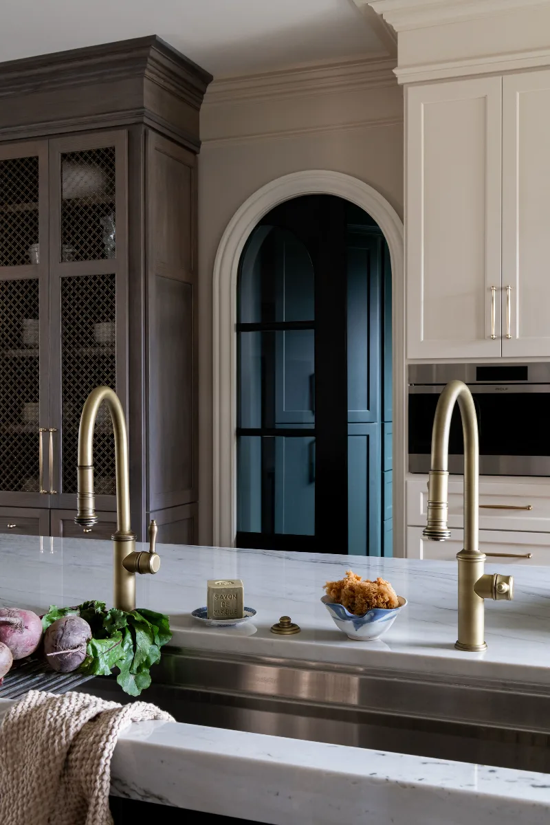 sebring-mcgavock-farms-brentwood-kitchen-elegant-luxurious-017 mcgavock-farms-brentwood-kitchen-elegant-luxurious