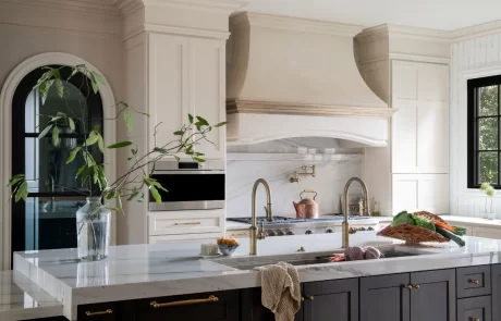 mcgavock-farms-brentwood-kitchen-elegant-luxurious