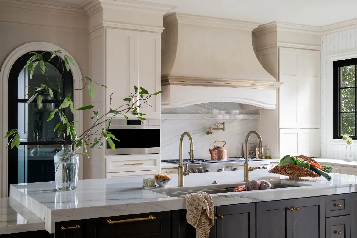 mcgavock-farms-brentwood-kitchen-elegant-luxurious